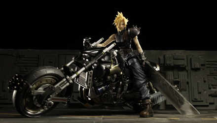 Square Enix zittisce i rumor sul remake di Final Fantasy VII