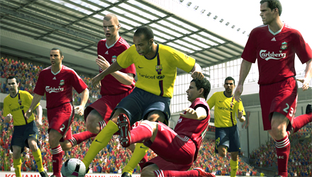 Problemi per la patch 1.04 di Pro Evolution Soccer 2010, Konami chiede scusa