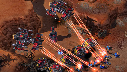 StarCraft II: arriva la patch 1.1 e il supporto al 3D Vision Nvidia