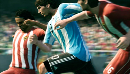 PES 2011 arriva nei negozi: prima patch e uno sguardo alla prossima edizione