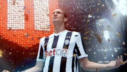 FIFA 11 da record, in Gran Bretagna sorpassa PES 2011