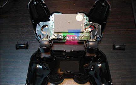 Come cambiare la batteria al SixAxis