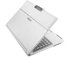 Il Natale è alle porte: Asus F8P Chistmas Edition