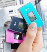 LG Shining Stone: Un rivale dell'ipod shuffle