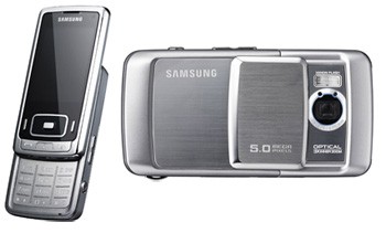 Natale: fotocamera o cellulare? Da Samsung l'SGH-G800