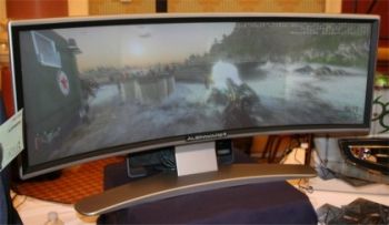 Alienware presenta un OLED wide da 2880x900 pixel