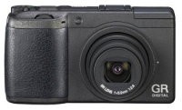 Ricoh GR DIGITAL II: L'evoluzione