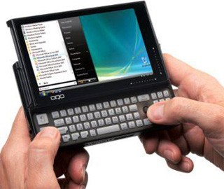 OQO e2 sbarca nel Belpaese