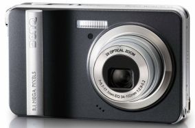 BenQ E800 riconosce e cattura i sorrisi alla perfezione