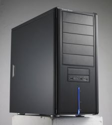 CoolerMaster Sileo 500, case silenzioso ed elegante