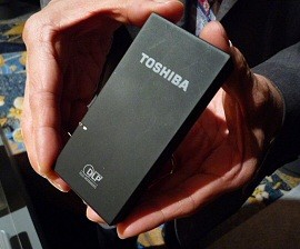 Toshiba: in arrivo il pico projector, proiettore portatile
