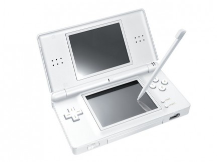 100 milioni di complimenti per Nintendo DS!