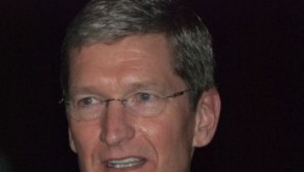 La Silicon Valley corteggia Tim Cook ma Apple se lo tiene stretto