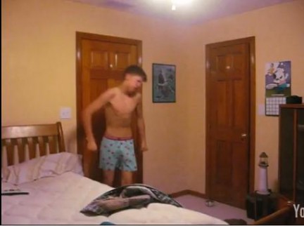 Ragazzo impazzisce dopo che la mamma gli cancella l'account di World of Warcraft