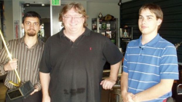 Left 4 Dead 2: due boicottatori invitati al quartier generale Valve