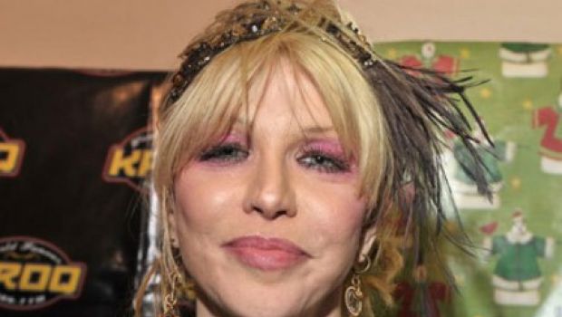 Guitar Hero 5: Courtney Love vuole fare causa ad Activision