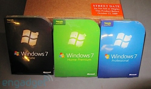 Le prime copie di Windows 7 arrivano nei negozi, ecco la foto