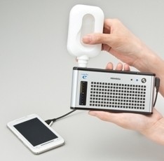 Toshiba presenta Dynario, il caricabatteria a metanolo