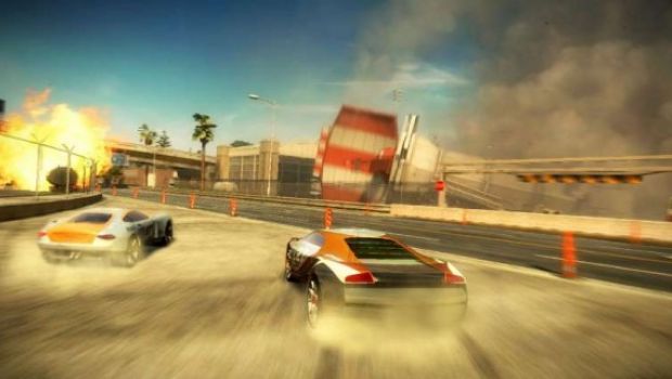 Split/Second corre ed esplode in video