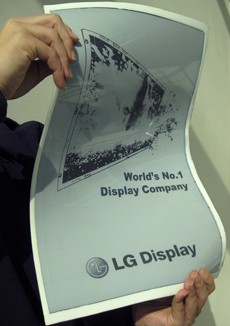 Da LG uno schermo LCD flessibile da 19 pollici
