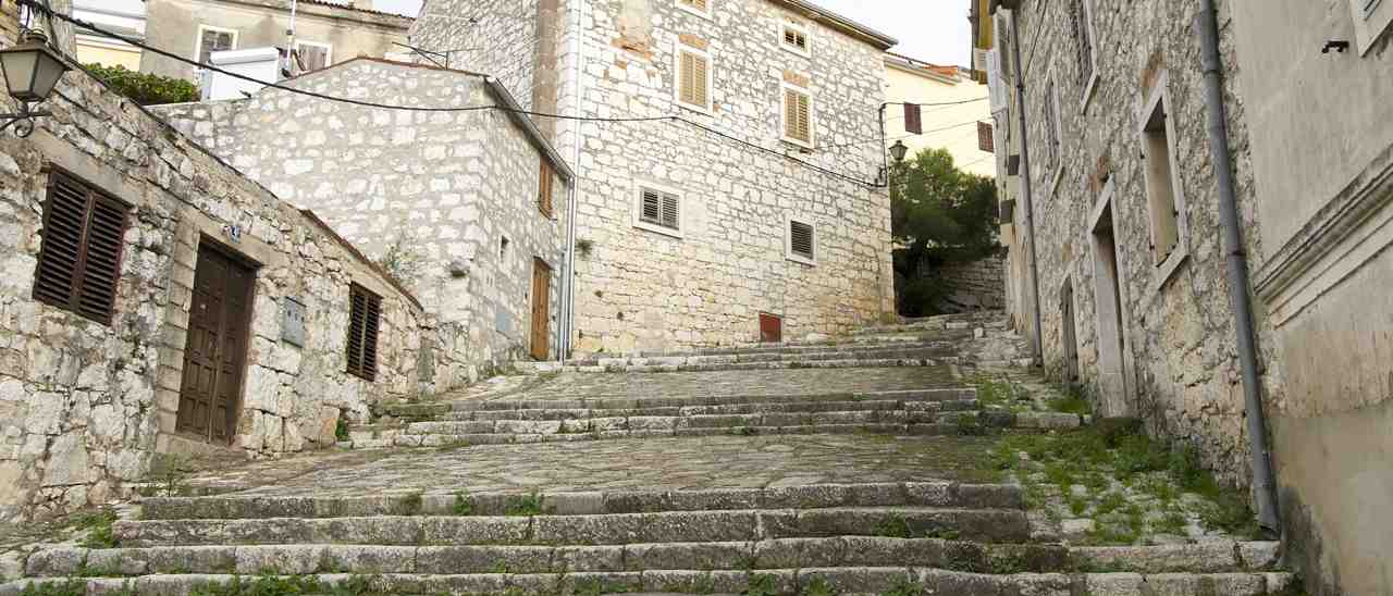 Il mio paese (da leggere 2 volte, forse 3)