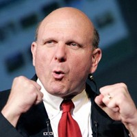 Steve Ballmer apprezza App Store