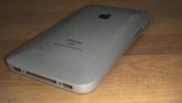 iPhone 4G: Foto di una scocca unibody in stile iPad