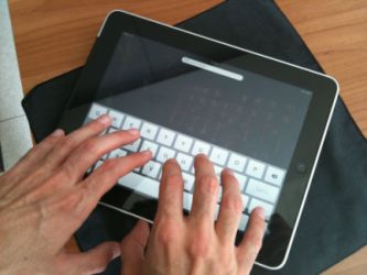 iPad è arrivato negli Apple Store: lo comprerete?