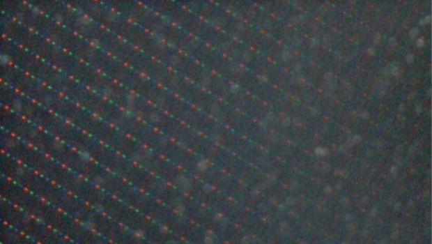 iPhone 4G/HD al microscopio: Risoluzione di 960 x 640 pixel