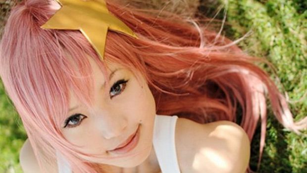 Sexy Cosplay domenicale per le masse