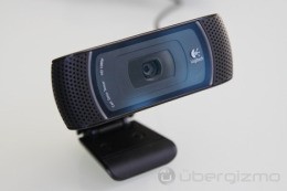 Arriva la Logitech C910 HD, la webcam ad alta definizione