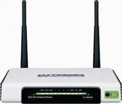 TP-LINK TL-MR3420, nuovo router con supporto WiFi e 3G