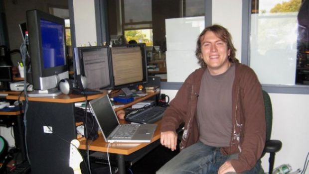 Dan Teasdale lascia Harmonix