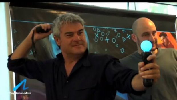 Pino Insegno prova PlayStation Move