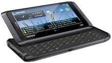 Nokia E7, un terminale di fascia alta per utenza business