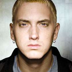 Eminem attacca Apple: vuole 2,2 milioni di dollari