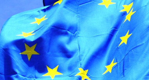 Unione Europea: 30Mbps in ogni casa entro il 2020