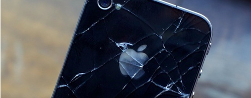 I bumper non ufficiali distruggono iPhone 4