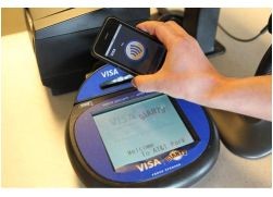 iPhone 5 con idea NFC