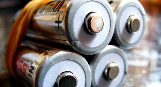 Da Ioxus batterie ibride ricaricabili in pochi secondi