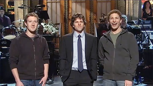 Mark Zuckerberg si fa in tre in TV