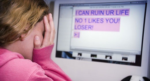 Arrestate per falso profilo su Facebook