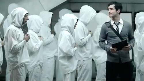 Motorola Xoom e iPad 2, la guerra dei tablet passa per il marketing