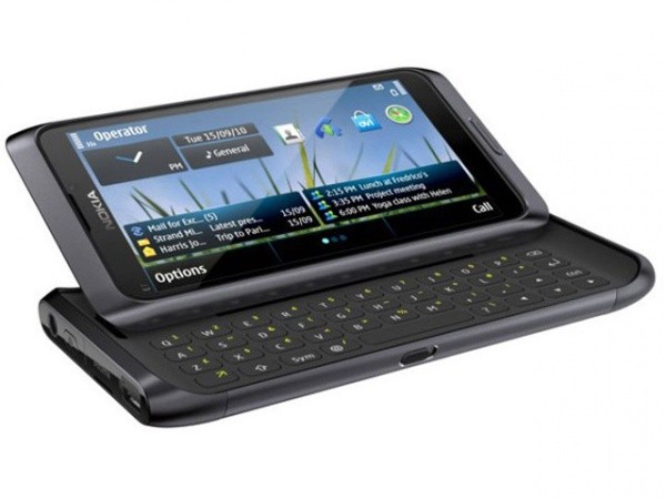 Nokia E7