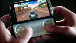 Sony annuncia Experia Play, il PlayStation Phone