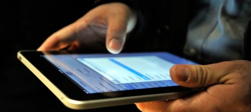 Abilitare le multitasking gesture in iOS 4.3