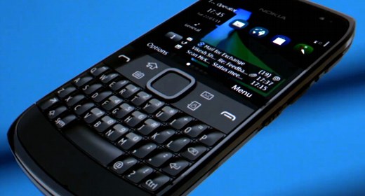 Nokia E6, smartphone pensato per il business
