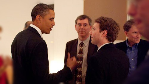 Barack Obama in diretta da casa Facebook