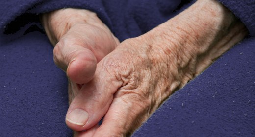 Gli anziani stanno scoprendo Facebook