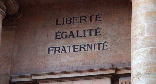 Francia, quando la legge non tutela la privacy